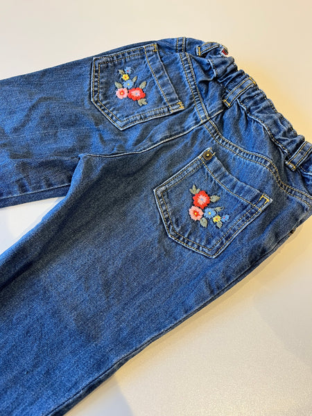 Cath Kids adjustable jeans 4-5y