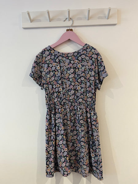 H&M floral lightweight dress (7-8y)