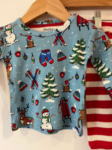 Hatley Christmas PJs (12-18m) more accurate 6-9m)