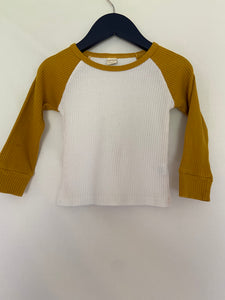 Ribbed stretchy mustard and white top (1-2)